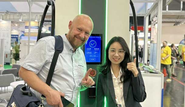 鴻嘉利閃耀2024歐洲智慧能源展丨聚焦創(chuàng)新技術(shù)，共筑全球碳中和未來(圖9)